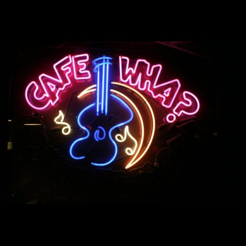 Cafe WHA musica guitarra Neonkyltti