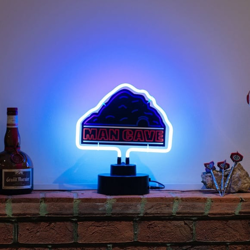 White Mancave Desktop Neonkyltti