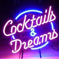 Cocktails And  Dreams Olut Baari Avoinna Neonkyltti